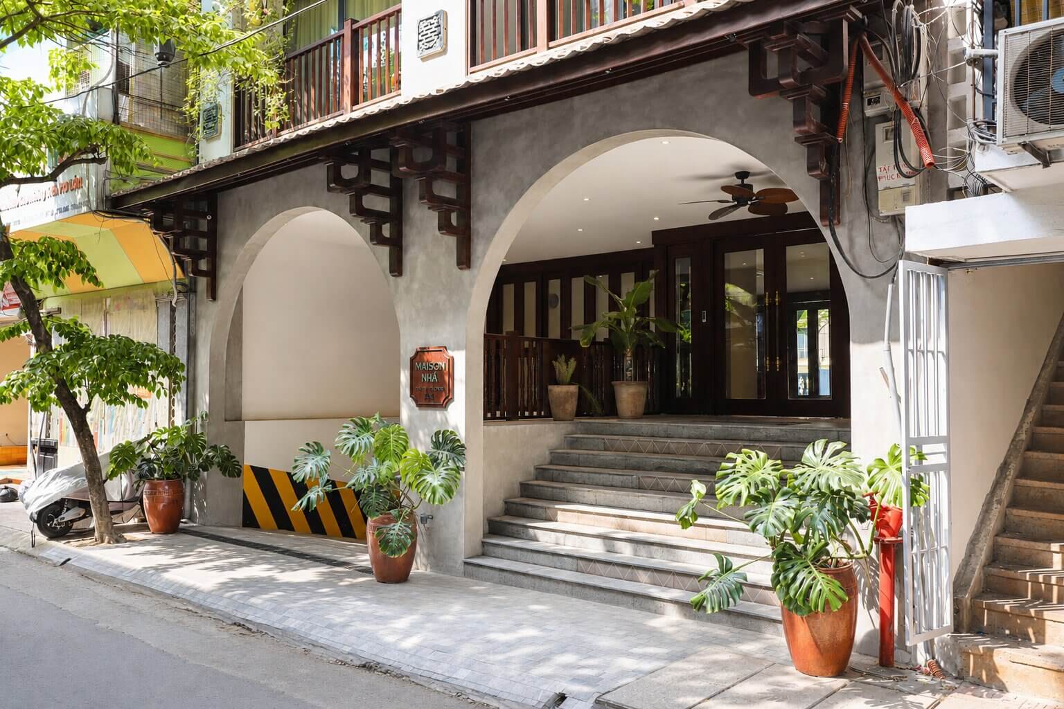 101 Lạc Chính