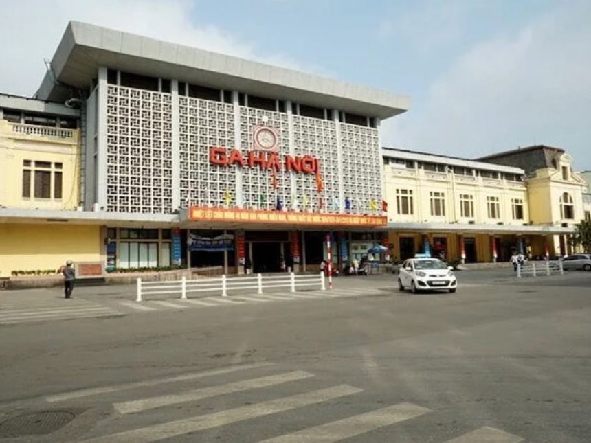 Check-in ga Hà Nội và những góc chụp ảnh vintage