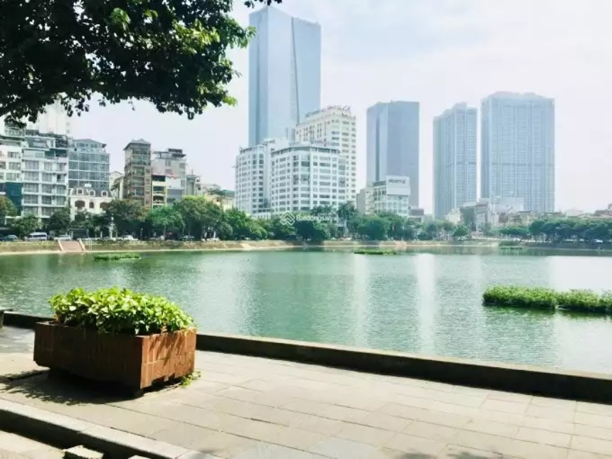 Một ngày lang thang quanh Mạc Đĩnh Chi: Ăn gì, chơi gì ở Ba Đình?