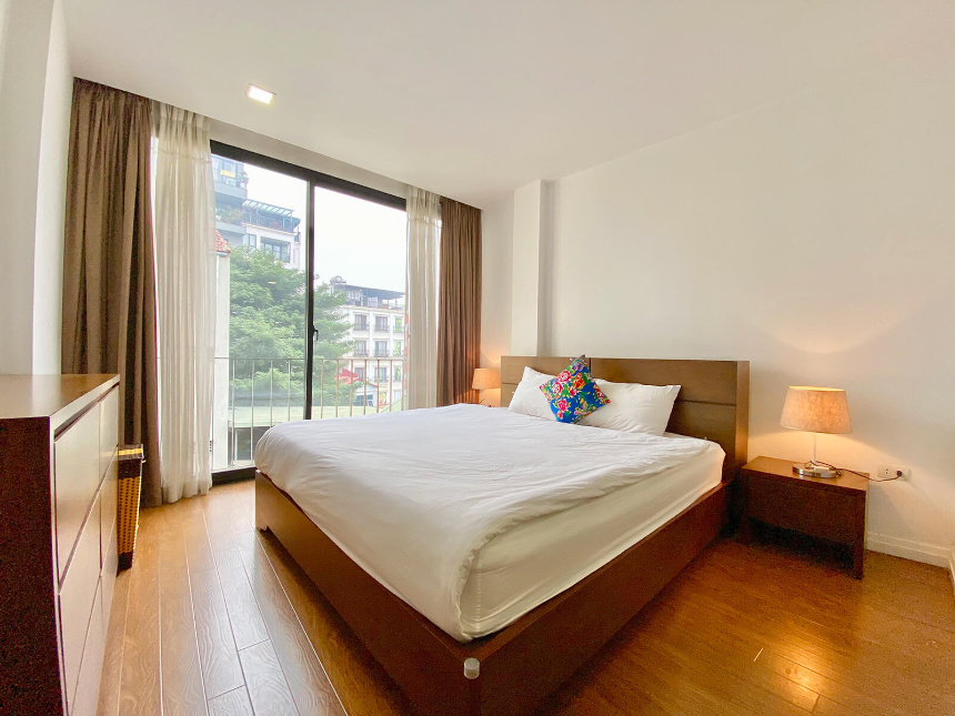 Deluxe Two-bedroom Apartment With Balcony