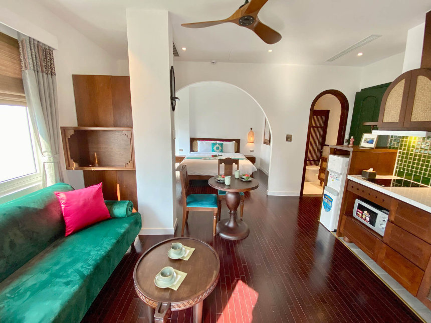 Superior City View Apartment With Balcony