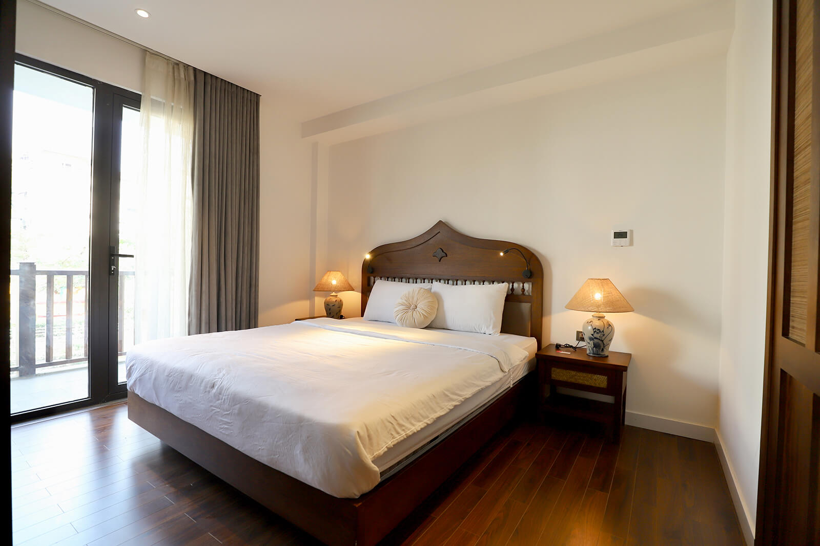 Superior Balcony Apartment with Truc Bach Lake View