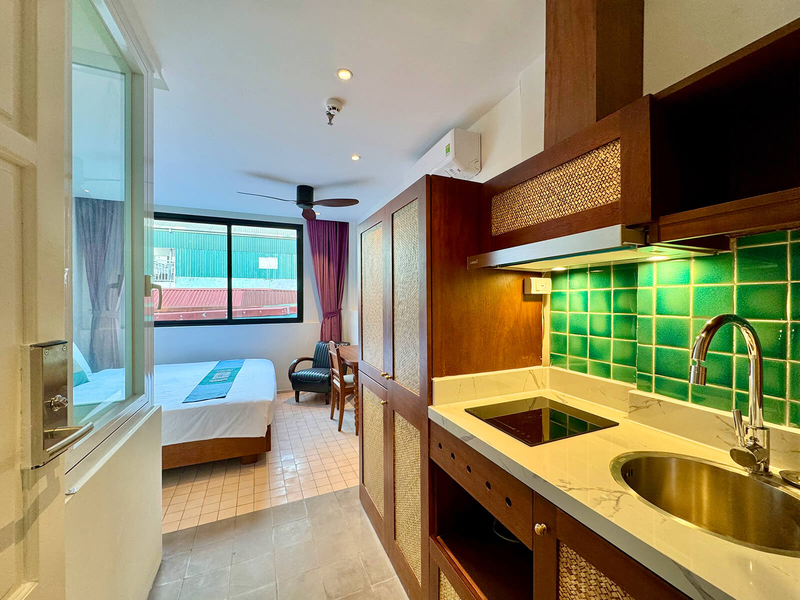Superior Apartment With Kitchen