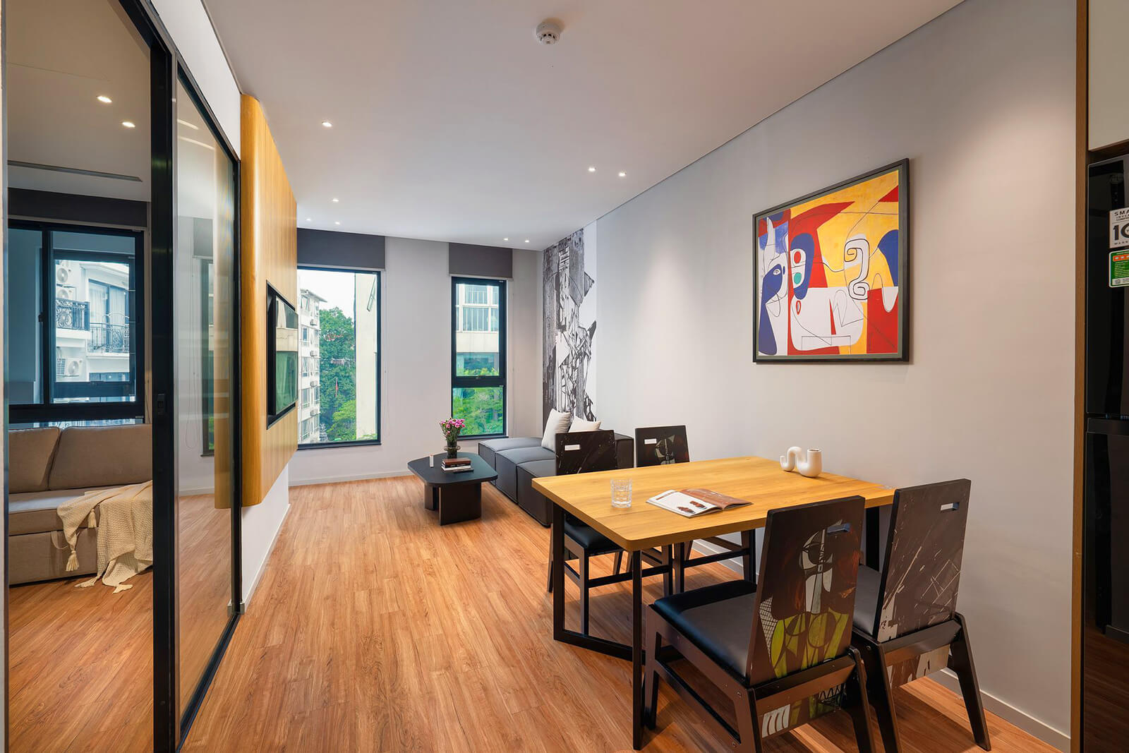 Three-bedroom Apartment With Truc Bach Lake View