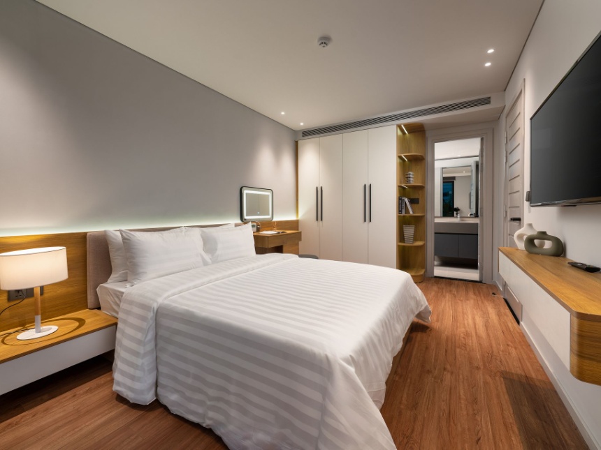 Standard Two-bedroom Apartment Truc Bach Lake View