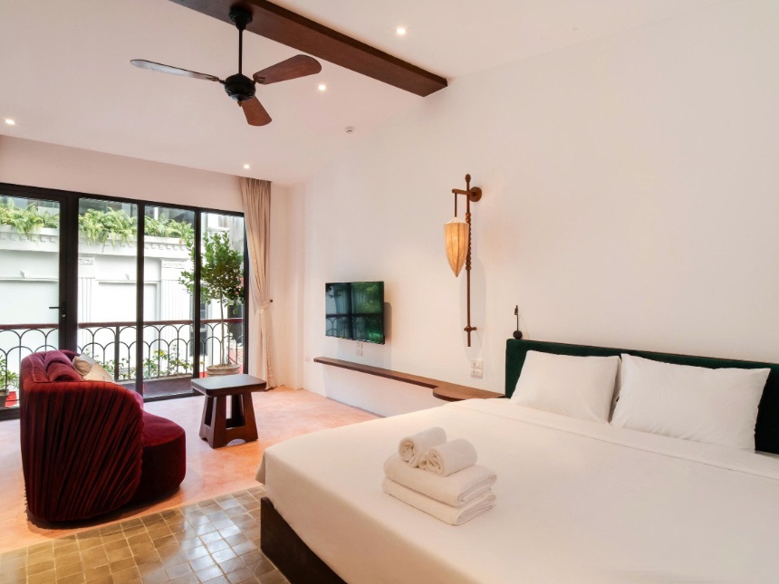 Deluxe City Big Bedroom